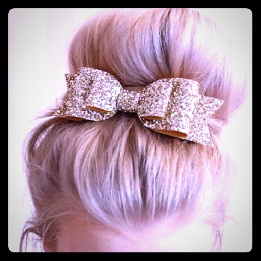 🆕✨Adorable Glitter Double Bow Hair Clip